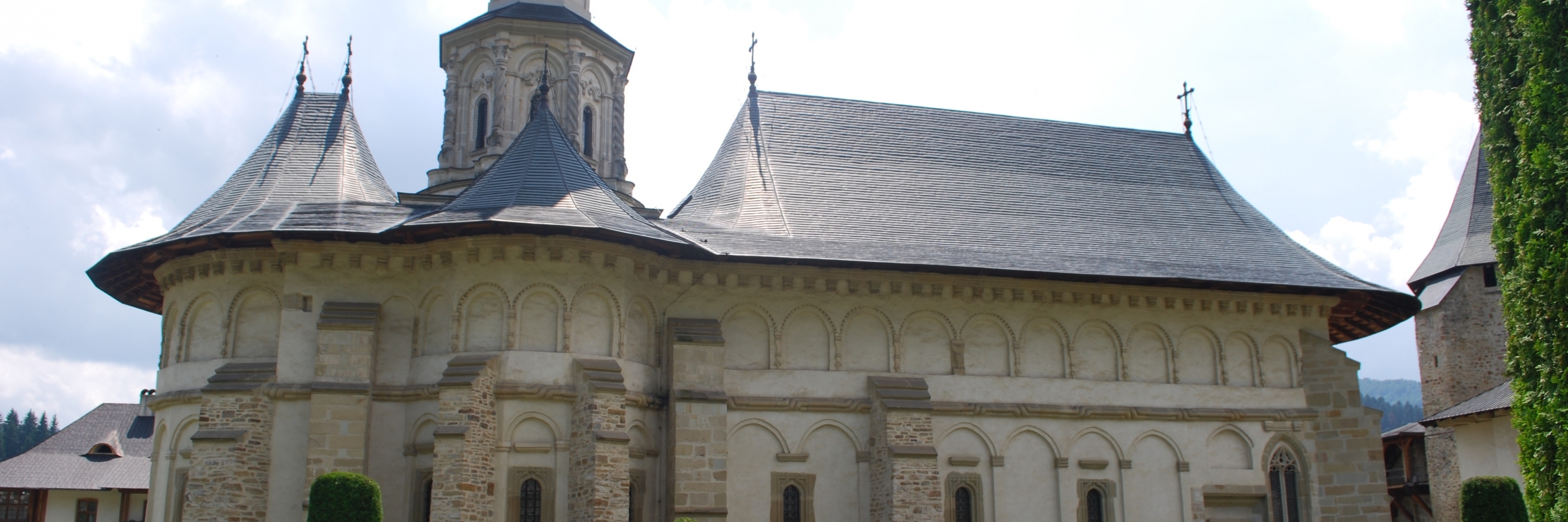 Tu viện Putna (Putna Monastery)