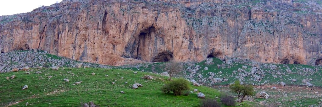 Hang Hazar Merd (Hazar Merd Cave)