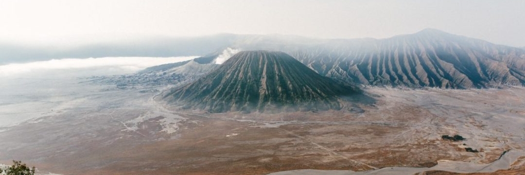 Núi Bromo (Bromo Mountain)