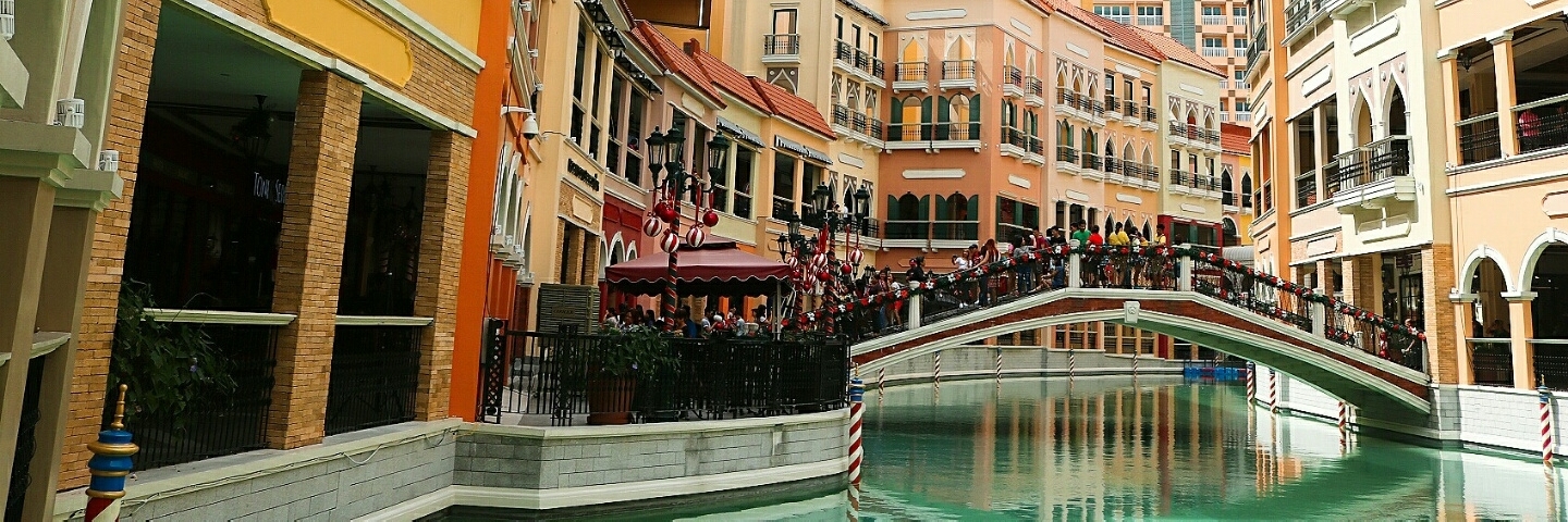 Trung tâm thương mại Venice Grand Canal (Venice Grand Canal Mall)