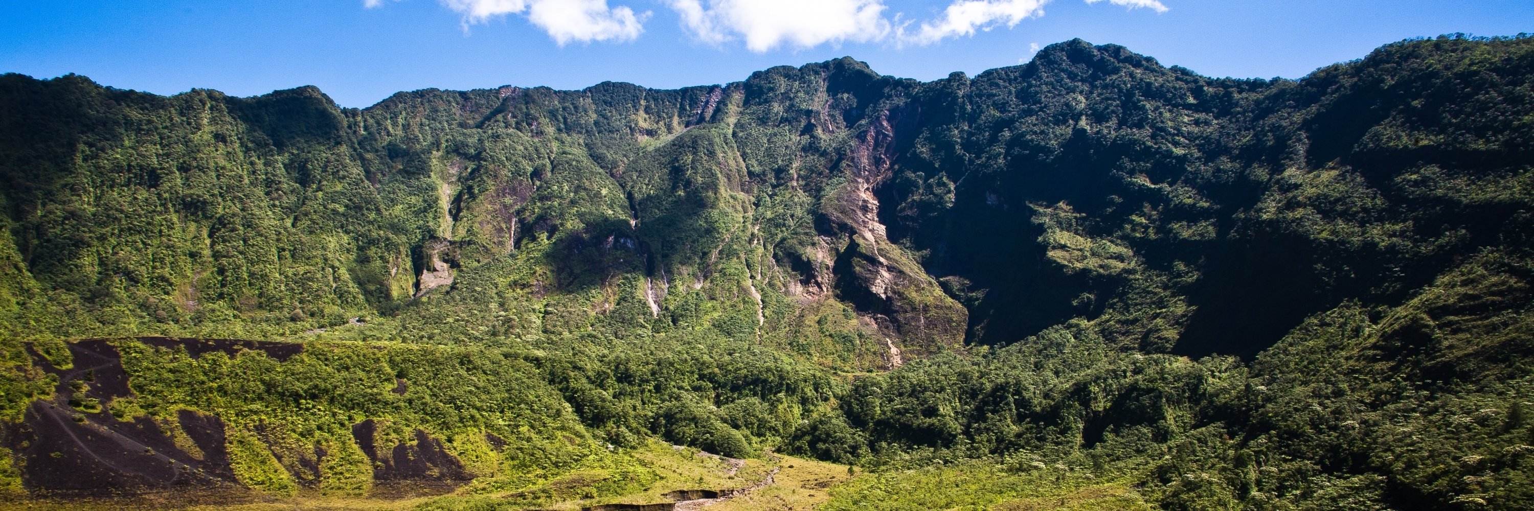 Núi Galunggung (Mount Galunggung)