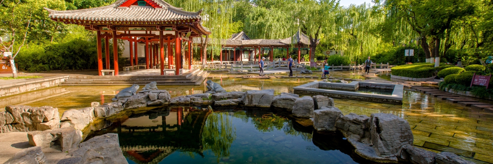 Bể bơi Ngũ Long (Five Dragon Pool)