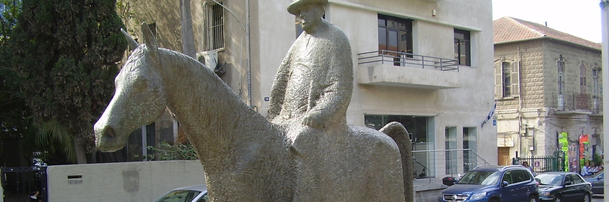 Tượng Meir Dizengoff (Meir Dizengoff Statue)