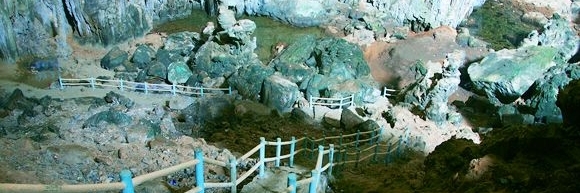Hang Phiêng Tung (Miệng Hổ)