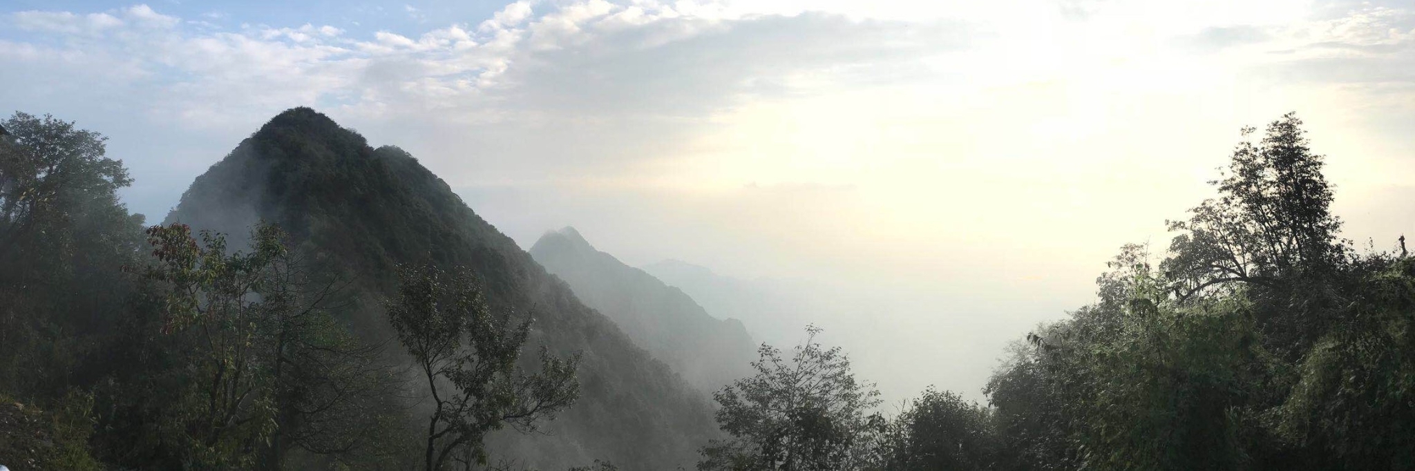 Zhaogong Sơn