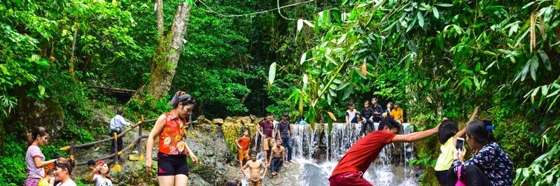 Thác Cổng Trời ở Thanh Hóa