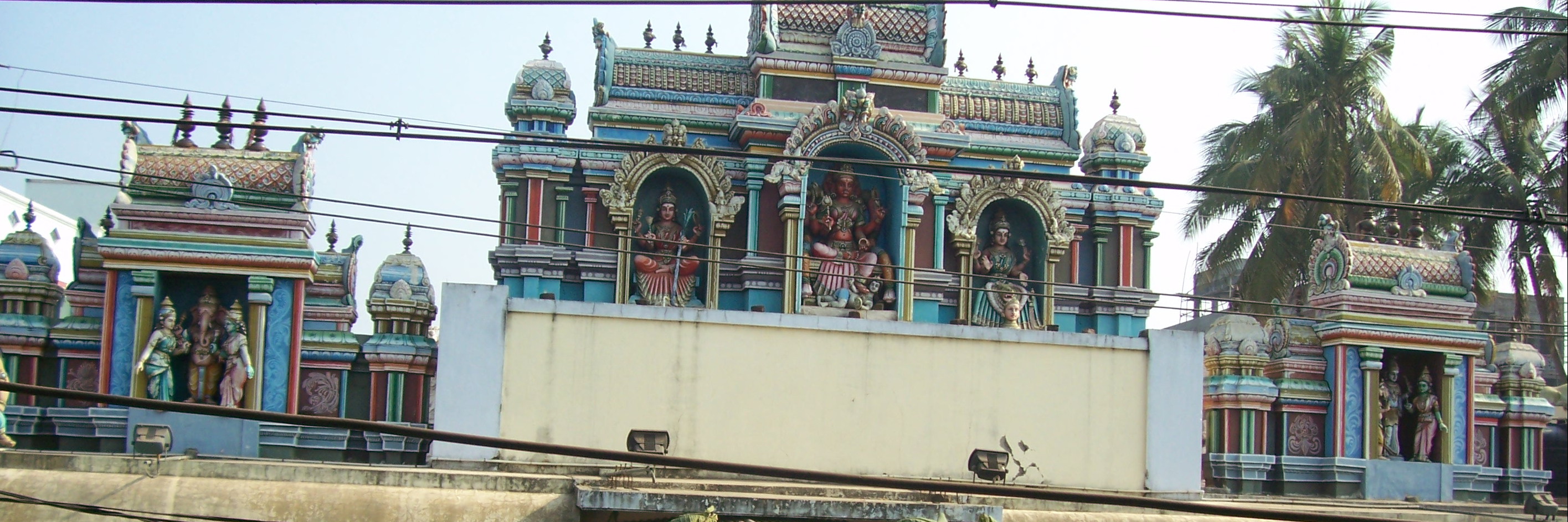 Đền Vekkali Amman (Vekkali Amman Temple)