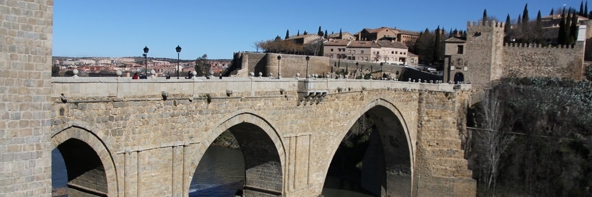 Cầu Saint Martin (Saint Martin Bridge)