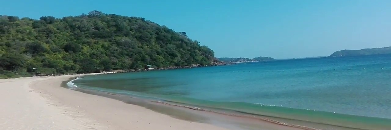 Bãi biển Marble (Marble Beach)