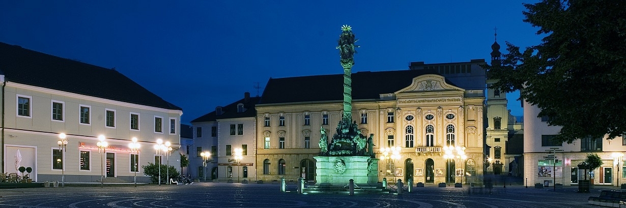 Nhà hát John Palarik (John Palarik Theatre)
