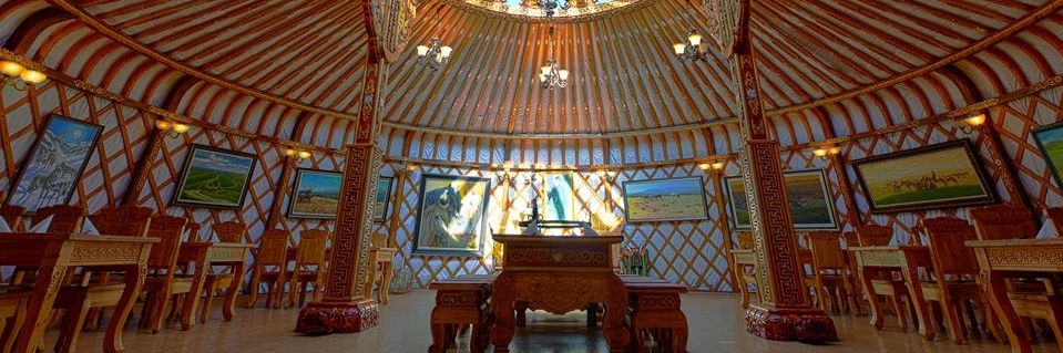 Cung điện Khanddorj (Khanddorj Palace)