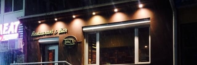 Nhà hàng và quán bar TenDo (TenDo Restaurant and Bar)