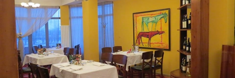 Nhà hàng Ý Dolce Vita (Dolce Vita Italian Restaurant)