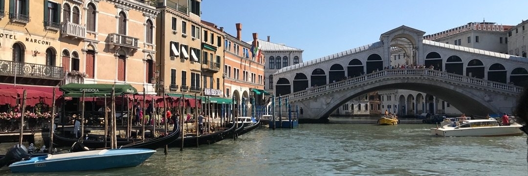 Cầu Rialto ( Ponte Rialto )