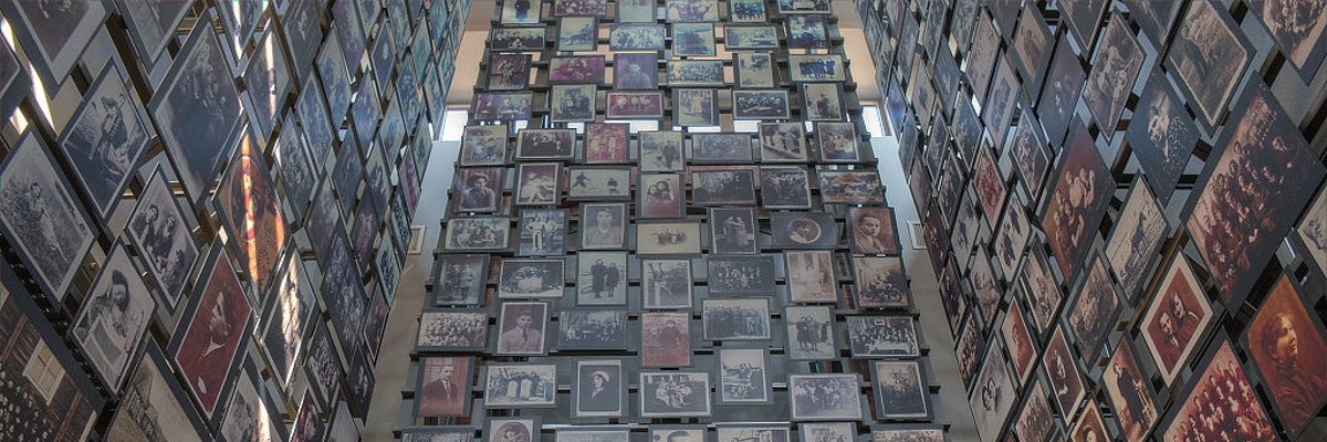 Bảo tàng Tưởng niệm Holocaust Hoa Kỳ (United States Holocaust Memorial Museum)