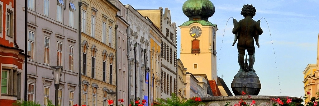 Quảng trường chính (Stadtplatz)