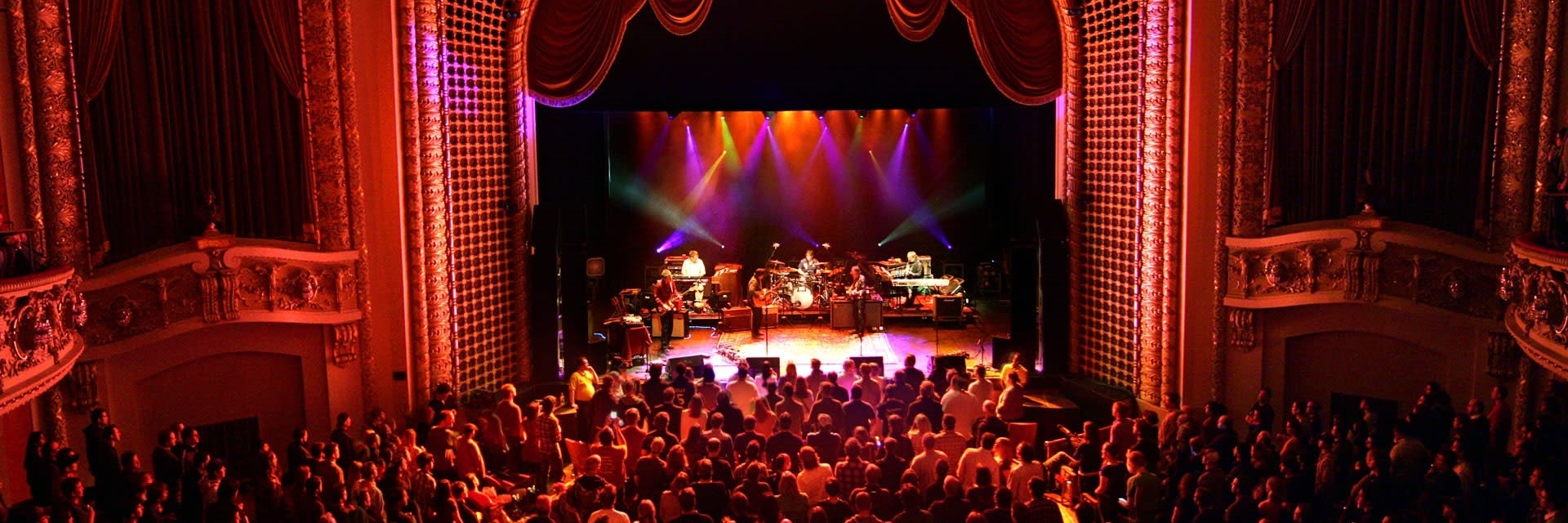 Nhà hát Pabst (The Pabst Theater)