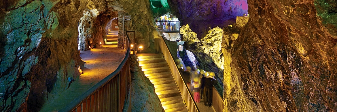Hầm mỏ El Eden (Mina El Eden)