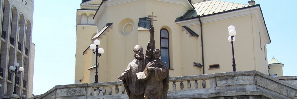 Tượng Sts. Cyril và Methodius (Statue St. of Cyril and Methodius)